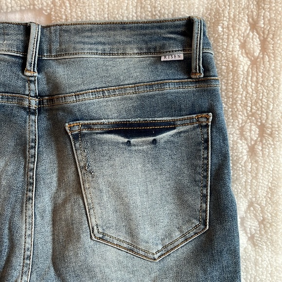 Risen Skinny Jeans - Picture 10 of 16